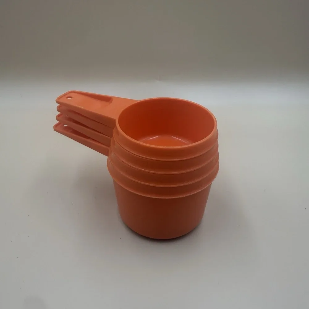 Vintage Tupperware Measuring Cups Set of 4 Missing 1 Cup Orange Retro Kitchen